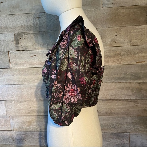 BNWT Zara women’s‎ floral  puffed sleeve cropped top in size x-small - Picture 2 of 12